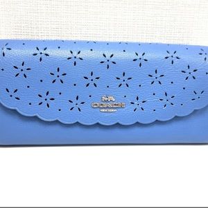 Coach Flower Clutch Long wallet